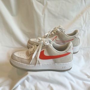 Women’s 8.5 Nike Air Force 1 ‘07 SE ‘First Use’